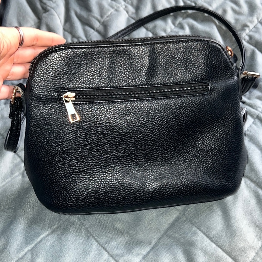 Off Brand Purse - Picture 3 of 6